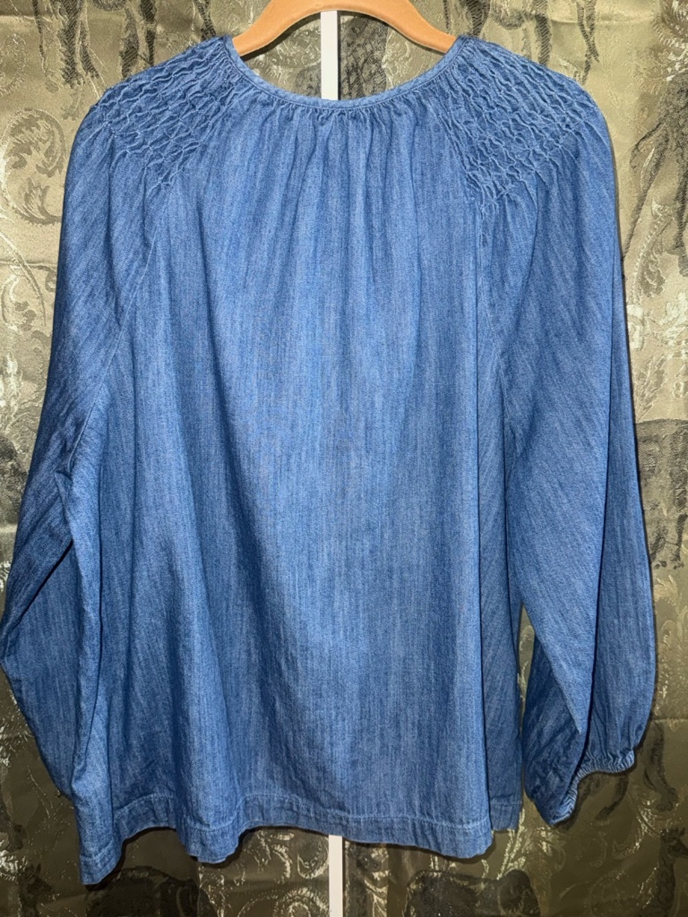 Old Navy Blue Long-Sleeve Peasant Blouse - Picture 2 of 7